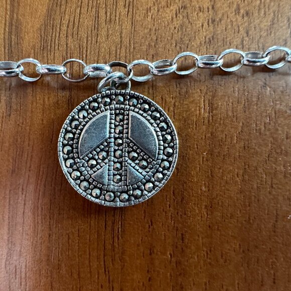 925 Sterling Silver "Peace" and Peace Sign Rhinestone Encrusted Charm Bracelet - Picture 1 of 5